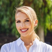 Luxe Living Realty Employee Galina Tihon's profile photo