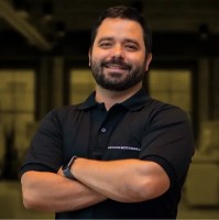 Raphael Carvalho Email & Phone Number