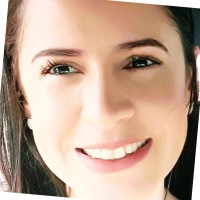 SiqueiraCastro Employee Luciana Wirgues's profile photo