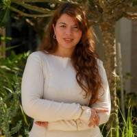 Nour Zaanoun Email