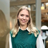 Ioana Naghi Email