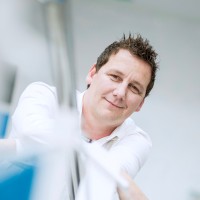Marco Bauer Email