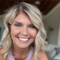 Alcon Employee Tami Dolan's profile photo