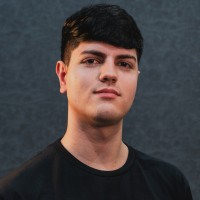Vinicius Santos Email