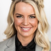 T. Rowe Price Employee Laura Ennis's profile photo