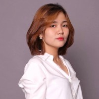 Nhi Van Email