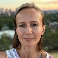 Oxana Shkura Email