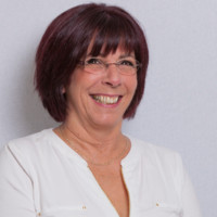 julsolutions Employee Marianne Garneau's profile photo