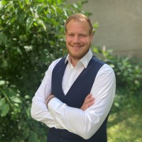 Christoph Greiner Email