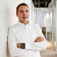 Sandro Michienzi Email