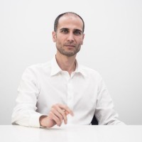 Nuno Mona Email
