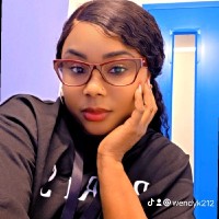 Google Employee Gloria Kulee's profile photo
