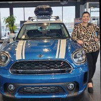 BMW & MINI Grand River Employee Zohra Issaky's profile photo
