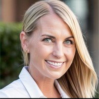 Gravitational Marketing Employee Alison Romanowicz's profile photo