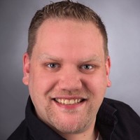 Björn Köster Email