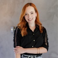 Gabriela Martins Email