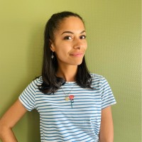 Léa Mbombo Email