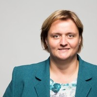 Neubauer Manuela Email