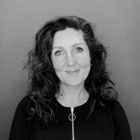Laura Fenger Email