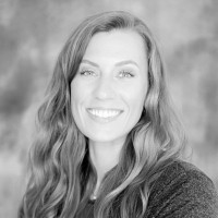 Emma Hull Email & Phone Number