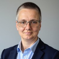 Claudia Schippert Email
