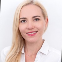 Katharina Dersch Email