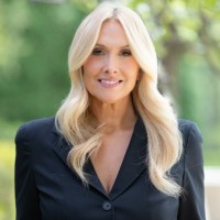 Selective Search Employee Barbie Adler's profile photo