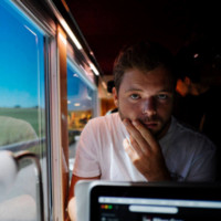 Tim Neumann Email