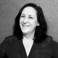 Christina Hallin Email