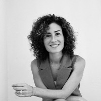 Laura Hernando Email