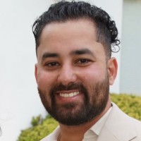 Yellowbrick Data Employee Alyan Shafique's profile photo