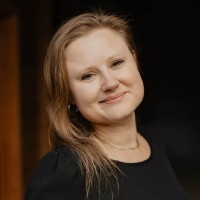 Rebekah Ueland Email & Phone Number