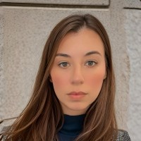 Julia Silva Email & Phone Number