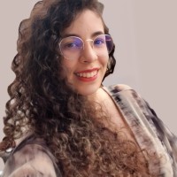 Nathália Assis Email
