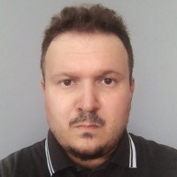 Tomasz Wojda Email