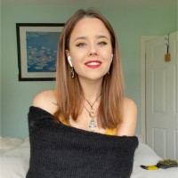 Natasha Lee Email