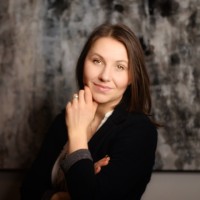 Amber Baumgartner Email & Phone Number