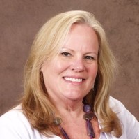 Pet Supermarket Employee Diane Holtz's profile photo