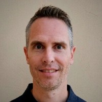 Daniel Niedermann Email