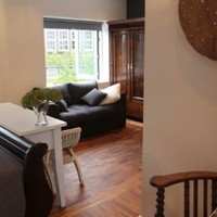 B&B Employee Lisa Harosh's profile photo