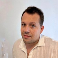 Jurgen Hoxha Email