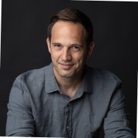 George Parapanissios Email