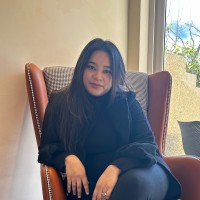 Ruchi Bisht Email