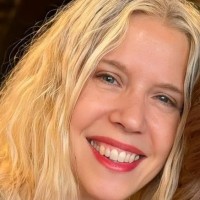 Jeneve Brooks Email & Phone Number