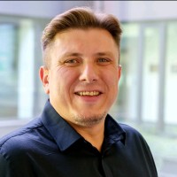 MakoLab Employee Piotr Marciniak's profile photo