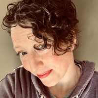 Kelly Kerr Email & Phone Number