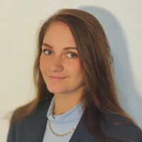Alexandrine Viguier Email