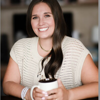 Cannonball Moments Employee Lauren Shovlin's profile photo