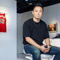 Jinyi Wang Email & Phone Number