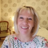 Learning by Questions Employee Sue Bowen's profile photo